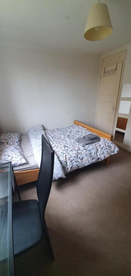 Spacious And Serene Stay Near Milton Keynes Centre Willen 외부 사진